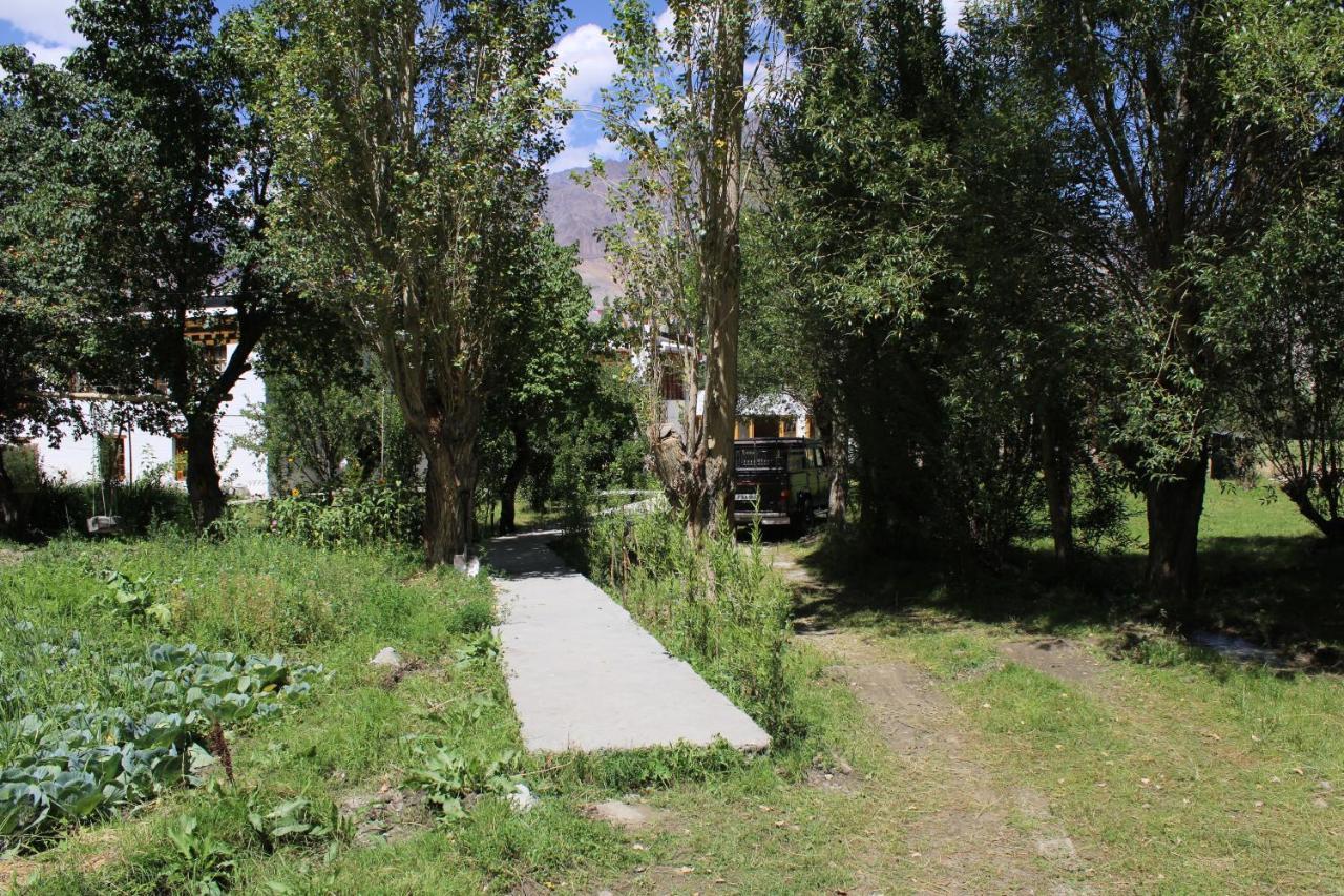 Sernang Homestay Hundar Екстер'єр фото