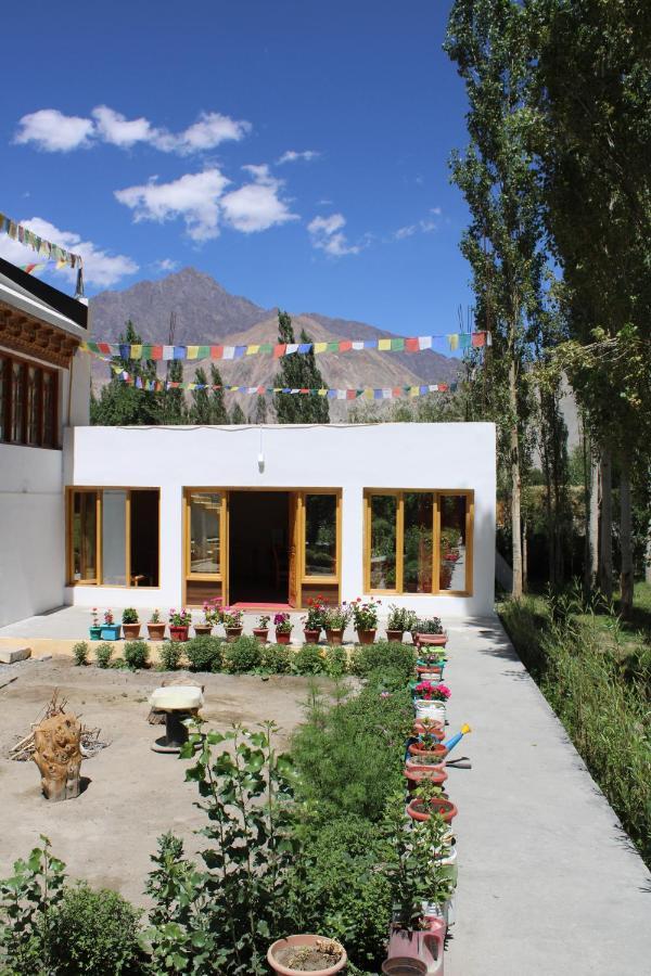 Sernang Homestay Hundar Екстер'єр фото