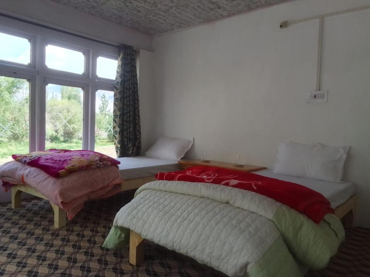 Sernang Homestay Hundar Екстер'єр фото